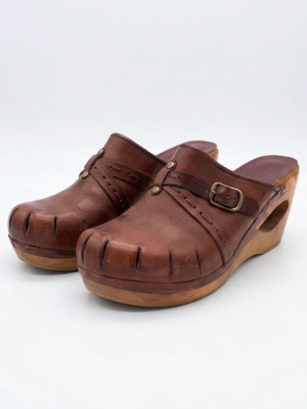 Vintage Brown Leather Cutout Buckle Clog Sandals Wooden Heel SZ 8